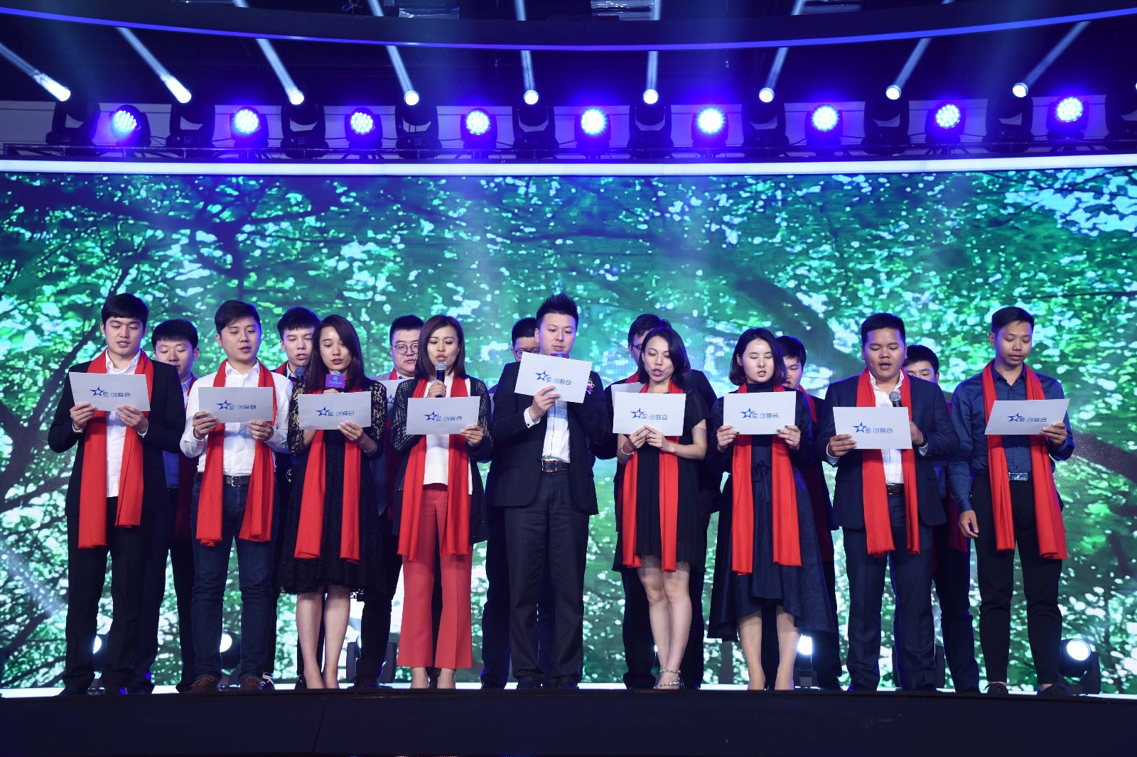 1493866473745821.jpg DSC_8200.jpg