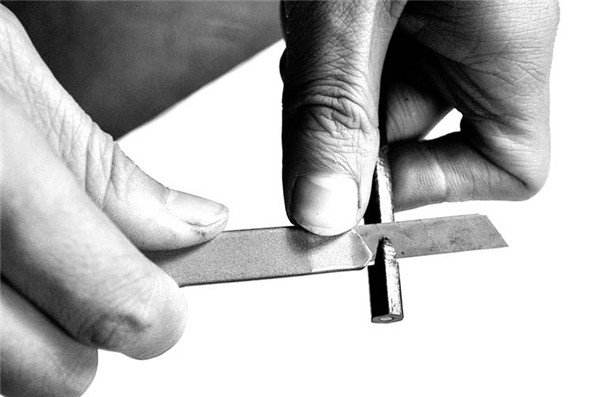 1513580611539511OEDX.jpg 削铅笔.jpg